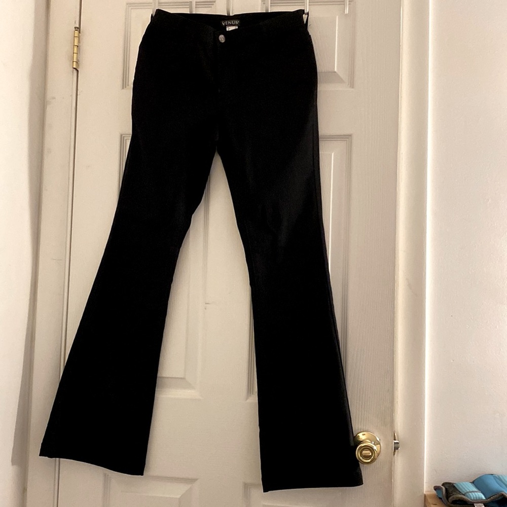 Venus size 6 regular